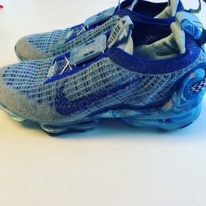 2020 vapormax flynit.